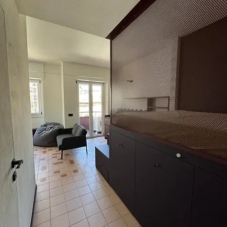 Moderno Monolocale Con Balcone E Parcheggio 207 公寓