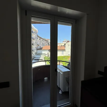Moderno Monolocale Con Balcone E Parcheggio 207 公寓