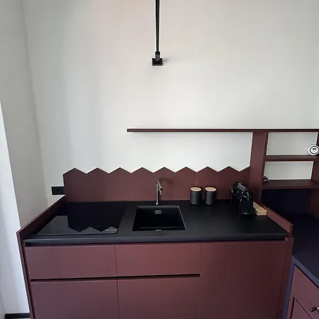 公寓 Moderno Monolocale Con Balcone E Parcheggio 207